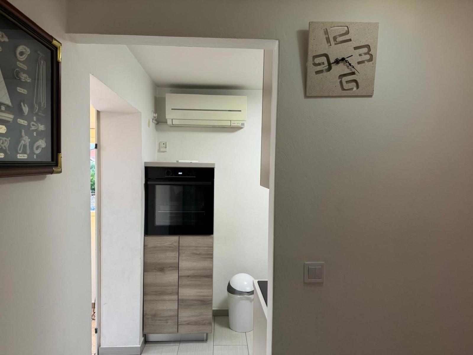 Apartments Vrime Biograd Na Moru Eksteriør billede