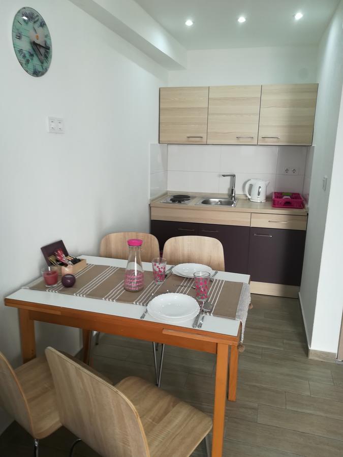 Apartments Vrime Biograd Na Moru Eksteriør billede