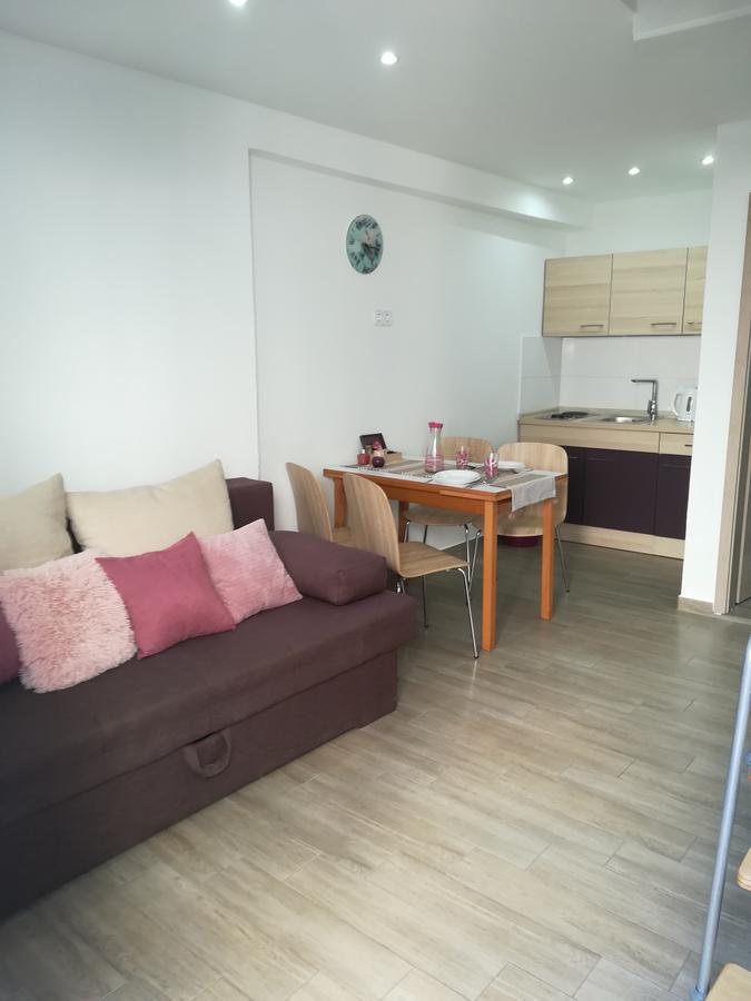 Apartments Vrime Biograd Na Moru Eksteriør billede