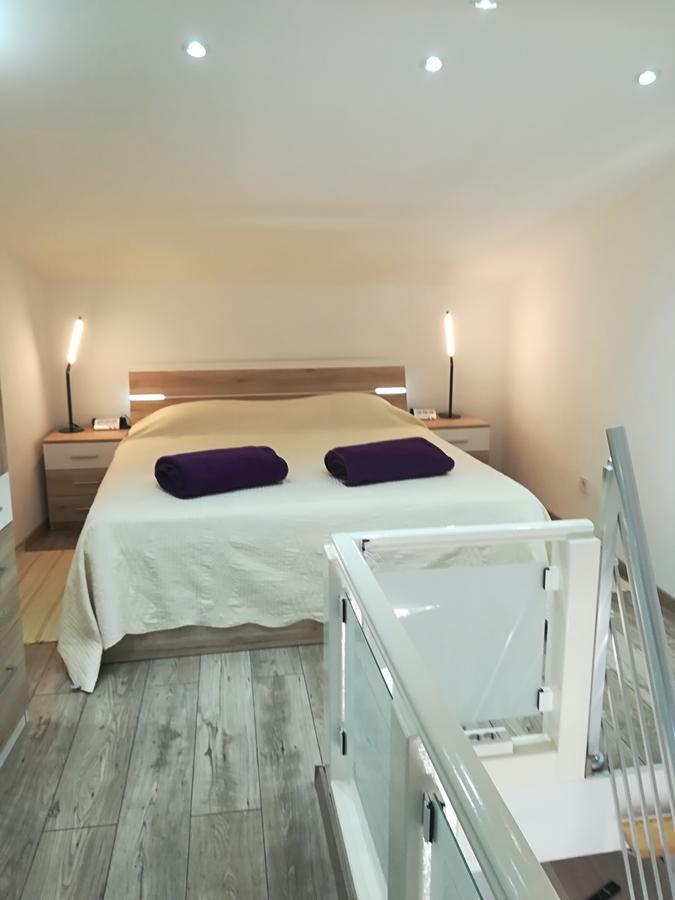 Apartments Vrime Biograd Na Moru Eksteriør billede