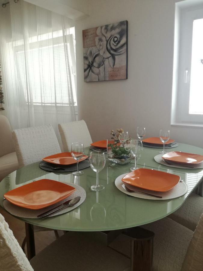 Apartments Vrime Biograd Na Moru Eksteriør billede