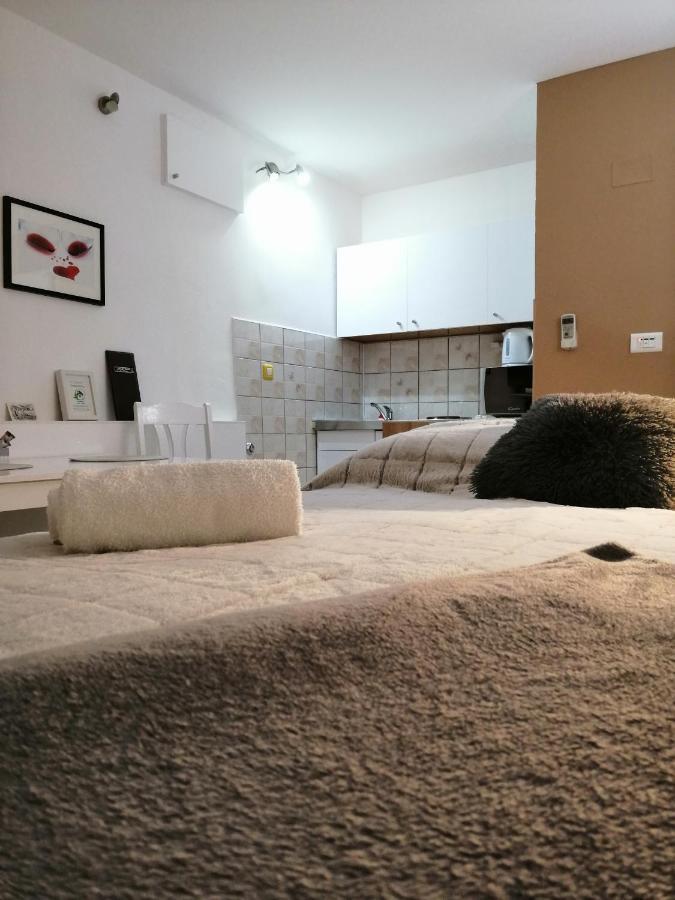 Apartments Vrime Biograd Na Moru Eksteriør billede